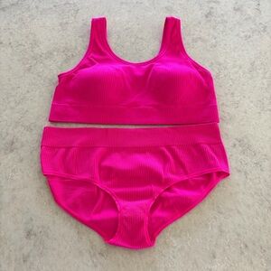 Torrid Neon Pink Ribbed Seamless Bra Set - Size 1